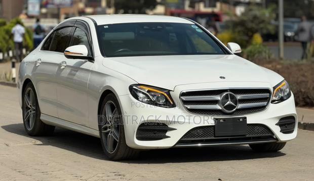 Mercedes-Benz E200 2019 White