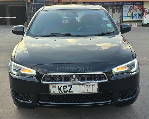 Mitsubishi Galant 2013 Black