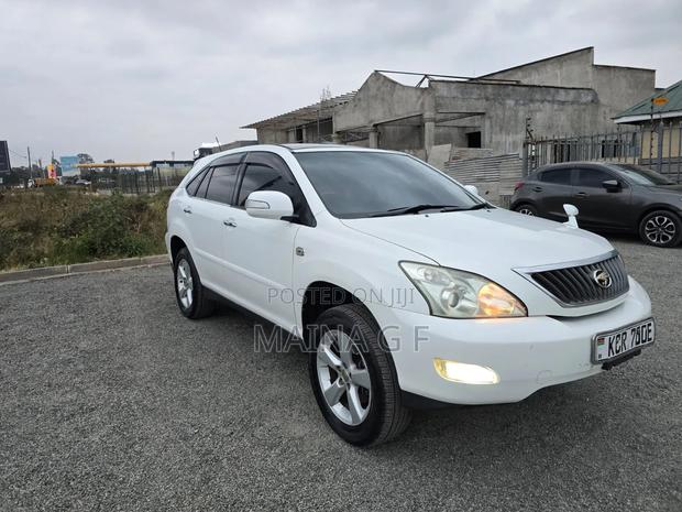 Toyota Harrier 240G 2012 White