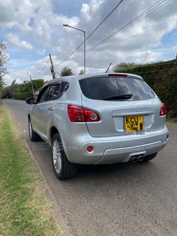 Nissan Dualis 2010 Silver