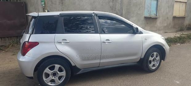Toyota IST 2005 White