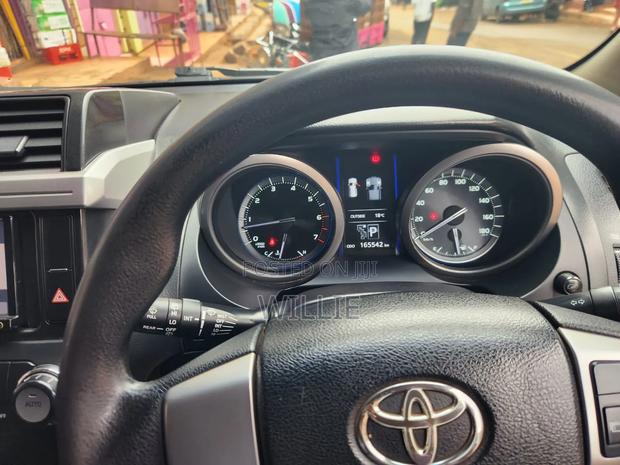Toyota Land Cruiser Prado 2012 Black