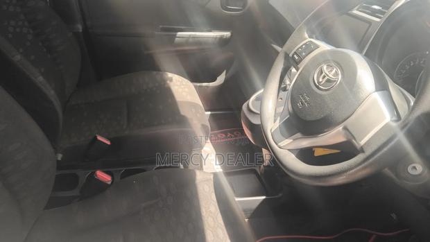 Toyota Ractis 2012 White