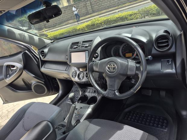 Toyota RAV4 2011 Black