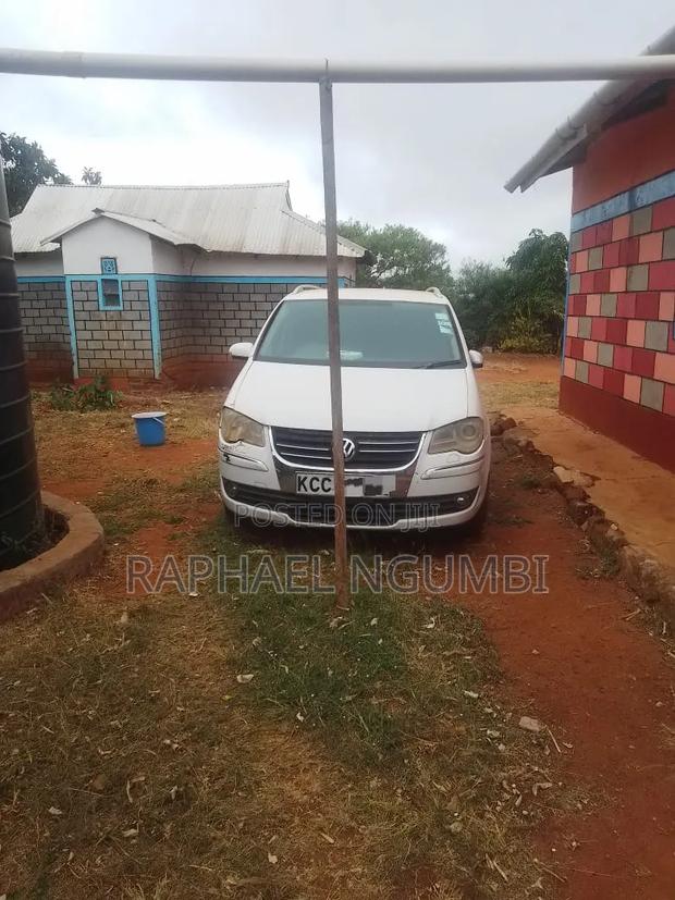 Volkswagen Touran 2008 White