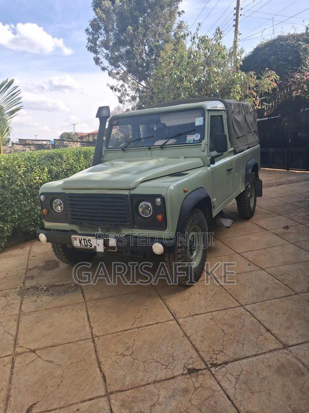 Land Rover Defender 2013 Green