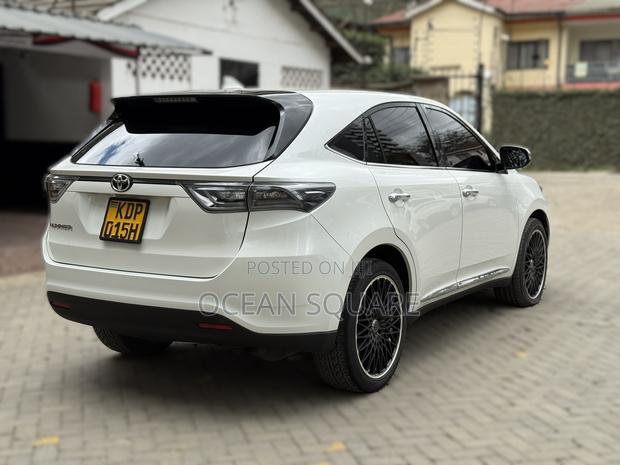 Toyota Harrier 2016 White