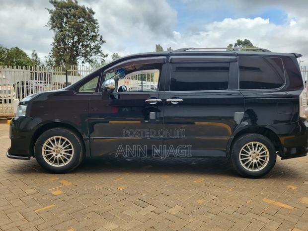 Toyota Noah 2008 Black