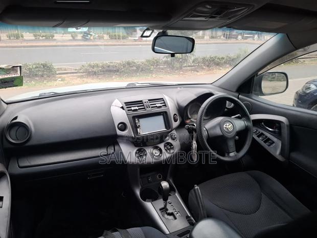 Toyota RAV4 2.0 4x4 2007 Blue