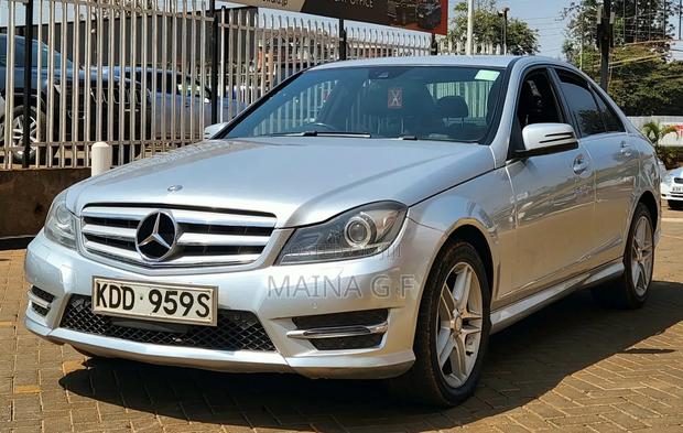 Mercedes-Benz C200 2014 Silver