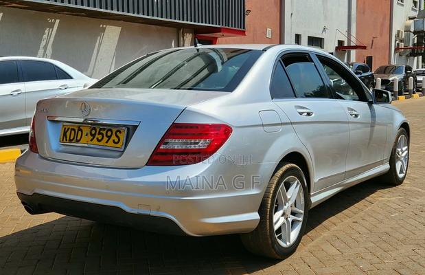 Mercedes-Benz C200 2014 Silver