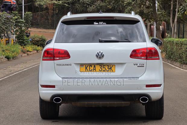 Volkswagen Touareg 2012 White