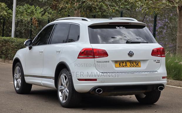 Volkswagen Touareg 2012 White