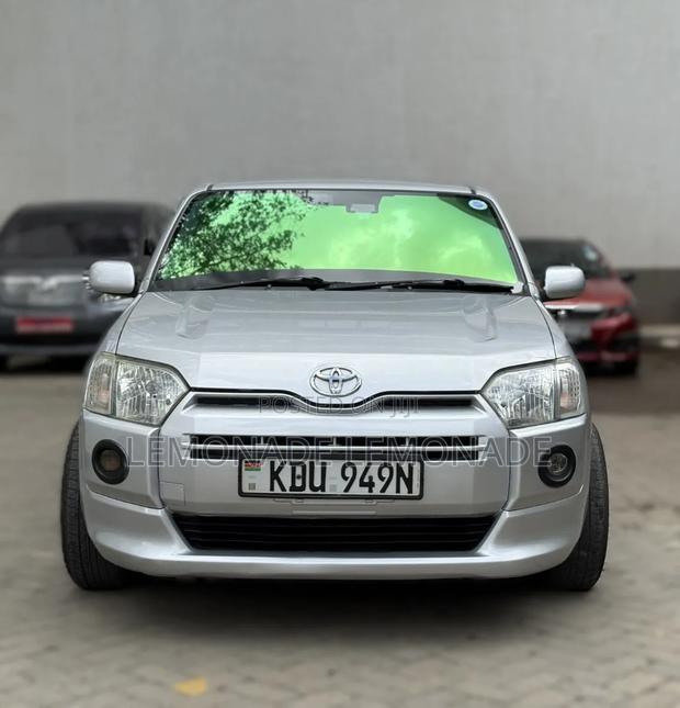 Toyota Succeed 2018 Silver