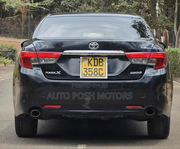 Toyota Mark X 2013 Black