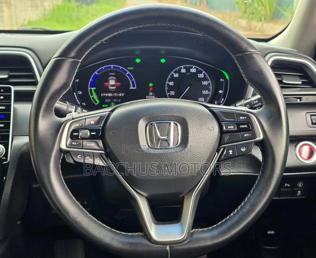 Honda Insight Touring 2019 White