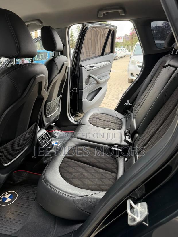 BMW X1 xDrive28i AWD 2016 Black