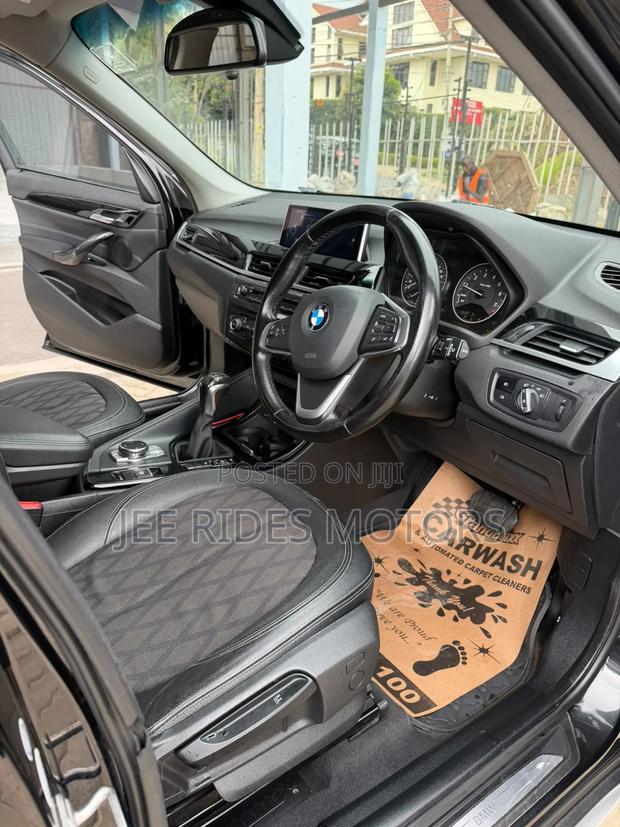 BMW X1 xDrive28i AWD 2016 Black