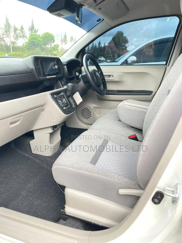 Toyota Passo 1.0 AWD 2019 White