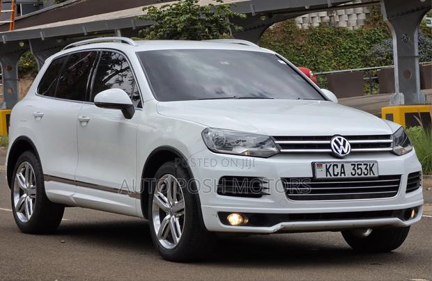 Volkswagen Touareg 2012 White