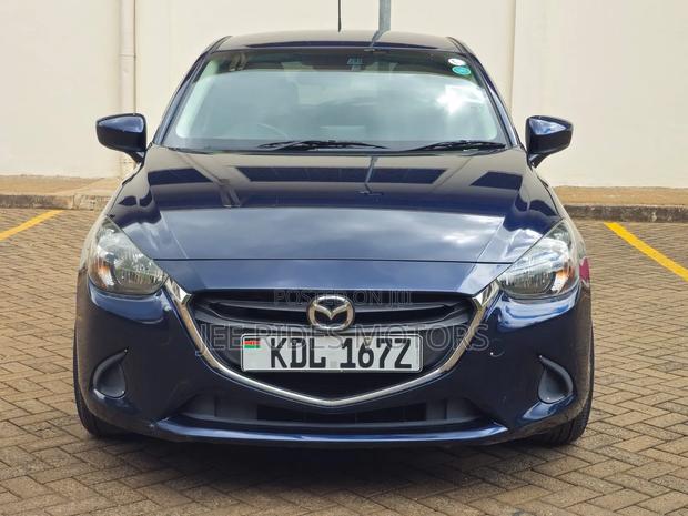 Mazda Demio 2016 Blue