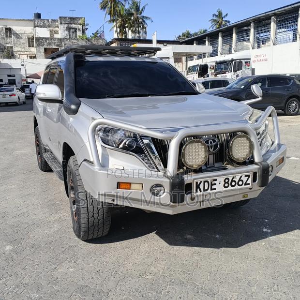 Toyota Land Cruiser Prado 2015 Silver