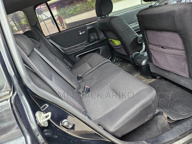 Toyota Kluger 2003 Black