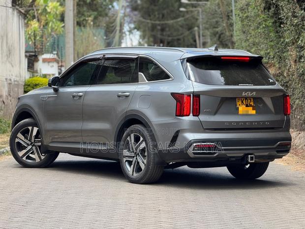 Kia Sorento 2022 Silver