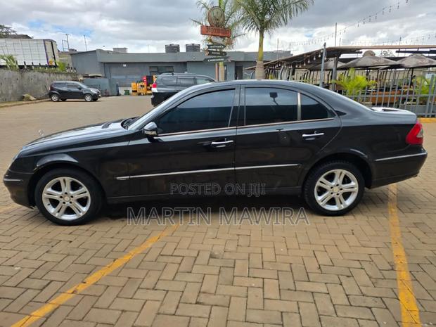 Mercedes-Benz E250 2010 Black