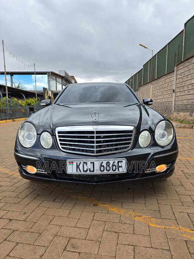 Mercedes-Benz E250 2010 Black