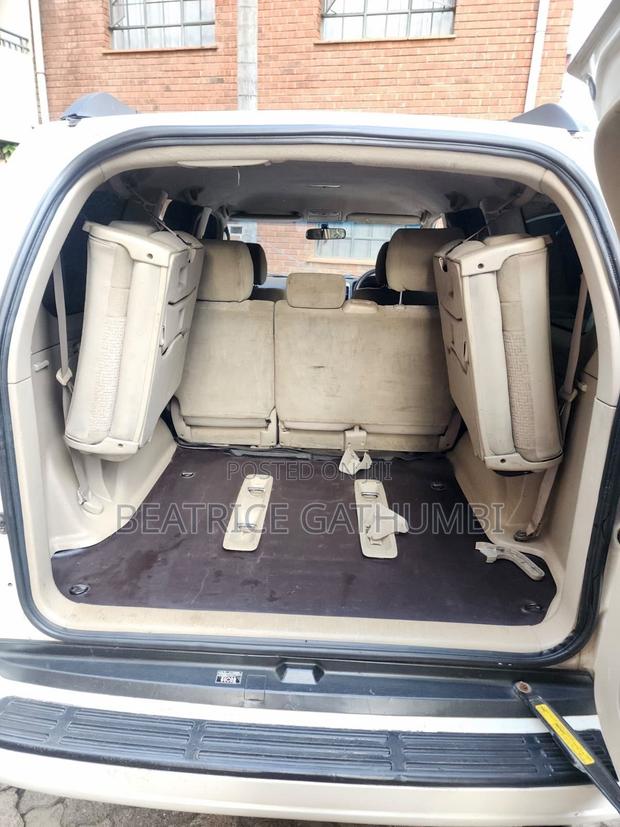 Toyota Land Cruiser 2003 White