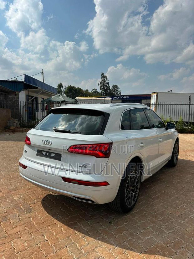 Audi Q5 2.0T Premium AWD quattro 2019 White