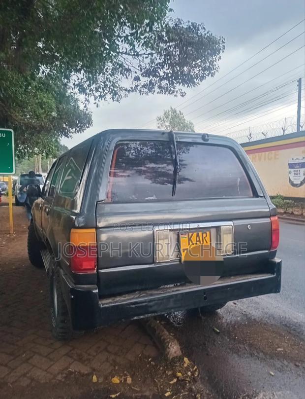 Toyota Hilux Surf 1998 Gray