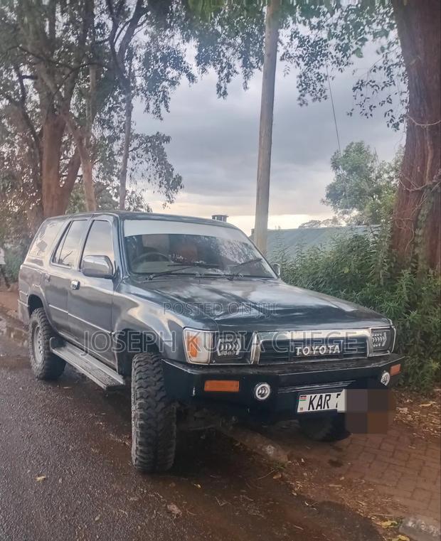 Toyota Hilux Surf 1998 Gray