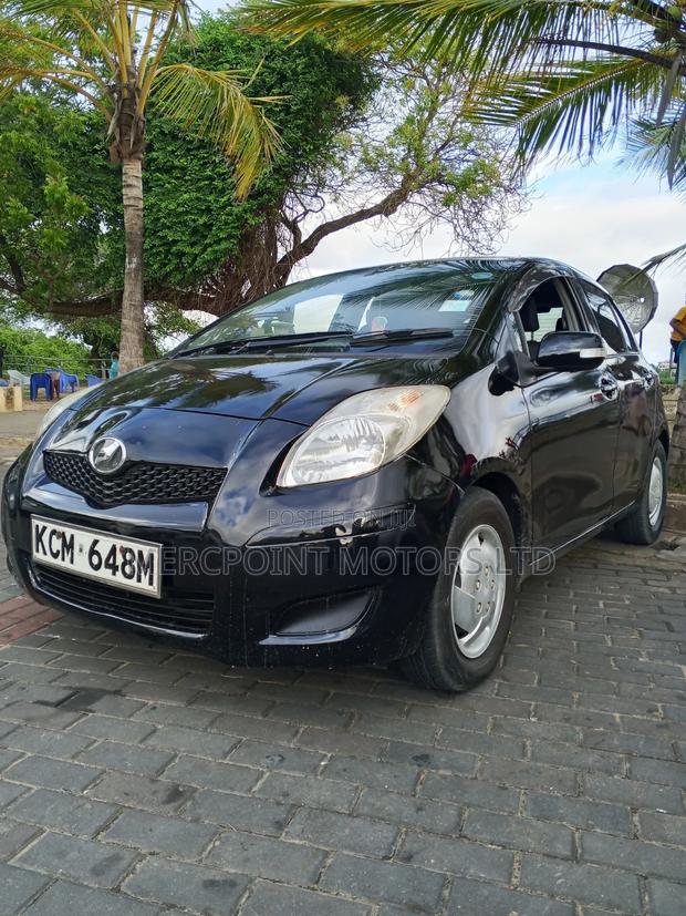 Toyota Vitz 2013 Matt Black