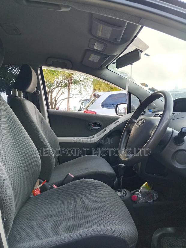 Toyota Vitz 2013 Matt Black