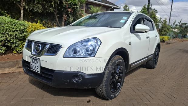 Nissan Dualis 2011 White