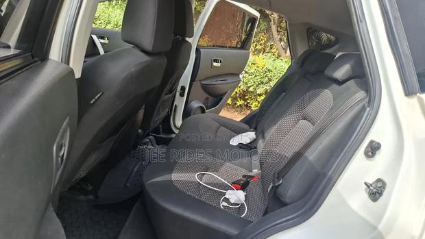 Nissan Dualis 2011 White