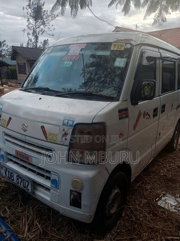 Suzuki Every Wagon 2019 White