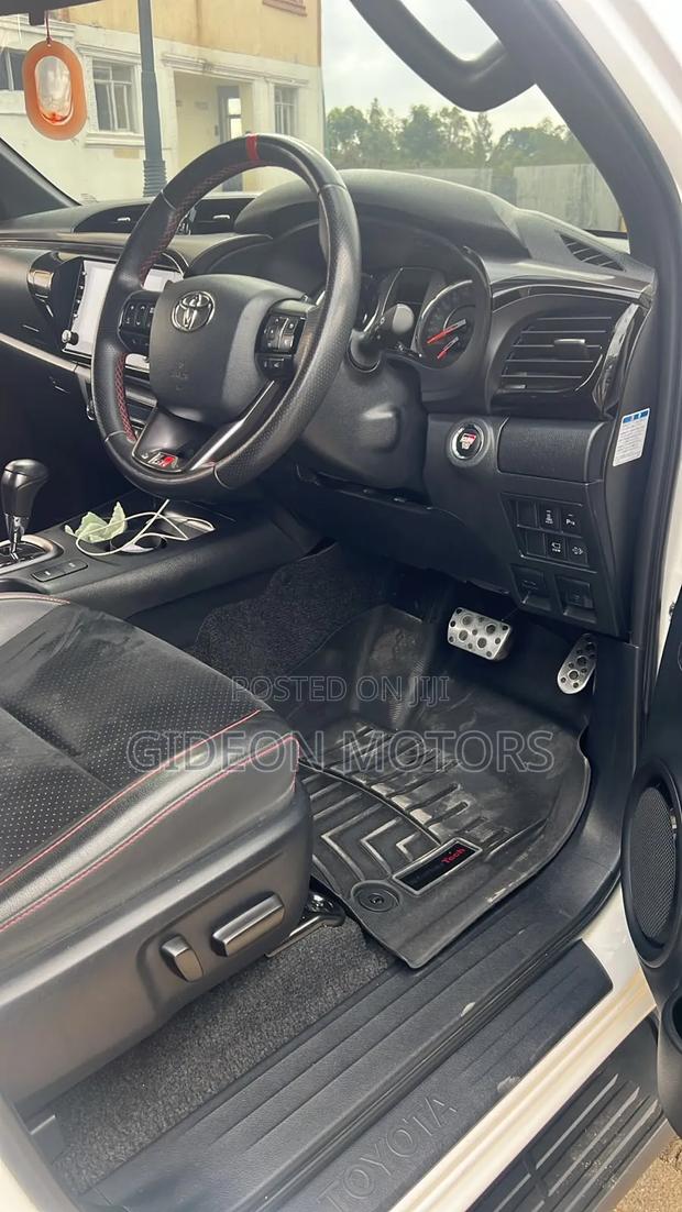 Toyota Caldina 2006 Black