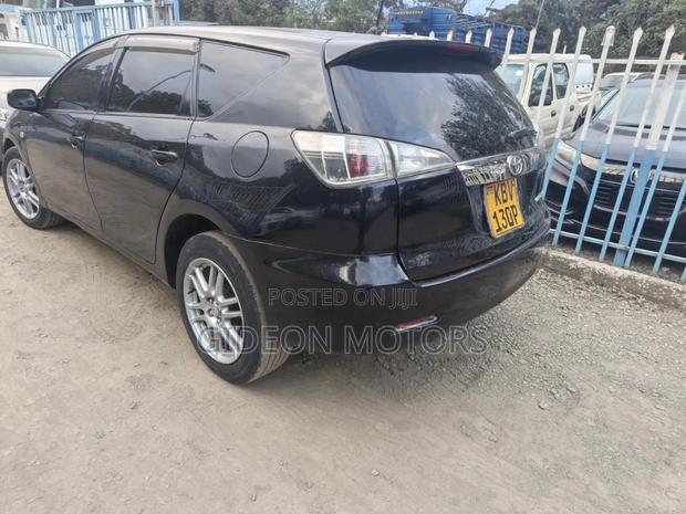 Toyota Caldina 2006 Black