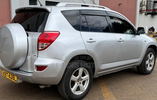 Toyota RAV4 2008 Silver