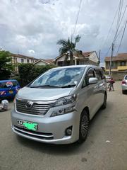 Toyota Vellfire 2009 Silver for sale