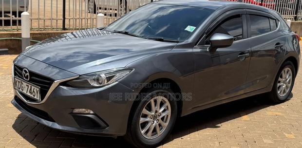 Mazda Axela SV Premium 2014 Gray