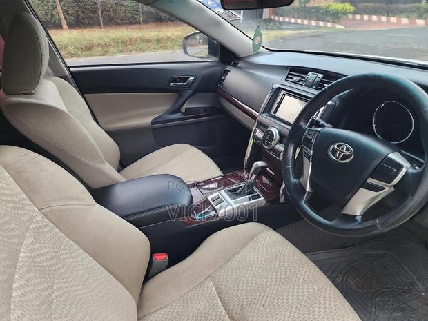 Toyota Mark X 2012 Pearl