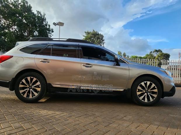 Subaru Outback 2015 Silver