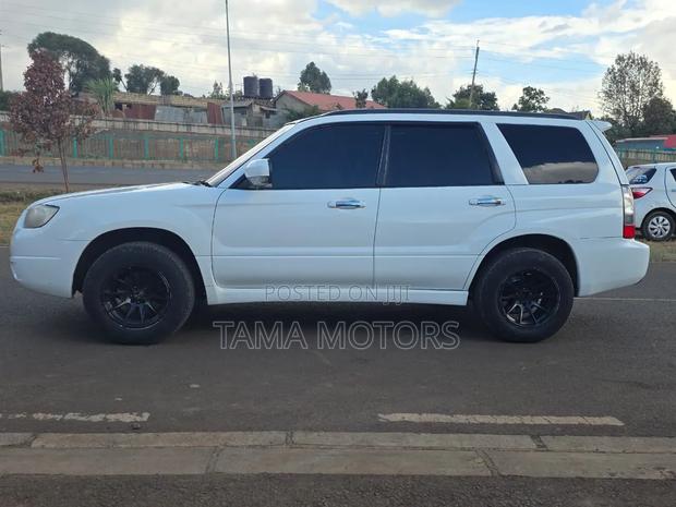 Subaru Forester 2005 White
