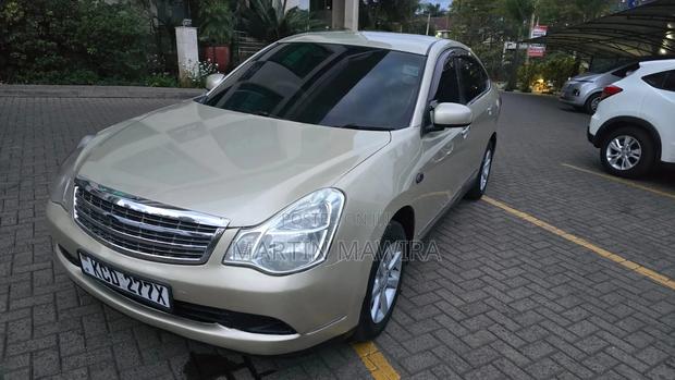 Nissan Bluebird 2008 Gold