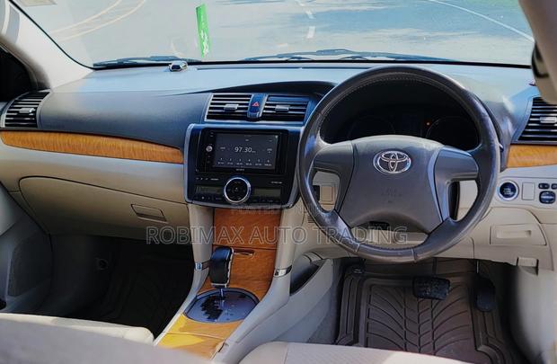 Toyota Premio 2008 Silver