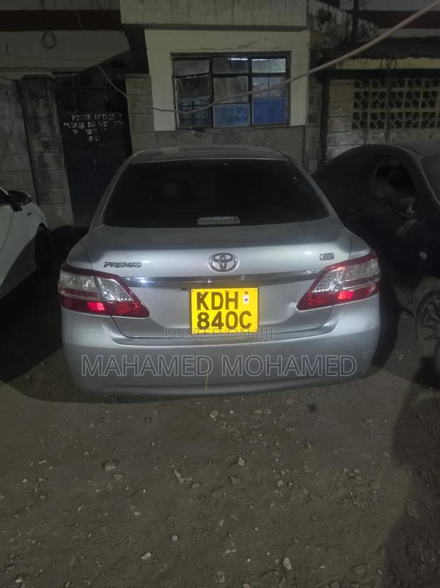 Toyota Premio 1.5 FWD 2014 Silver